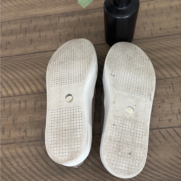 Steve Madden sneakers - Picture 5 of 7